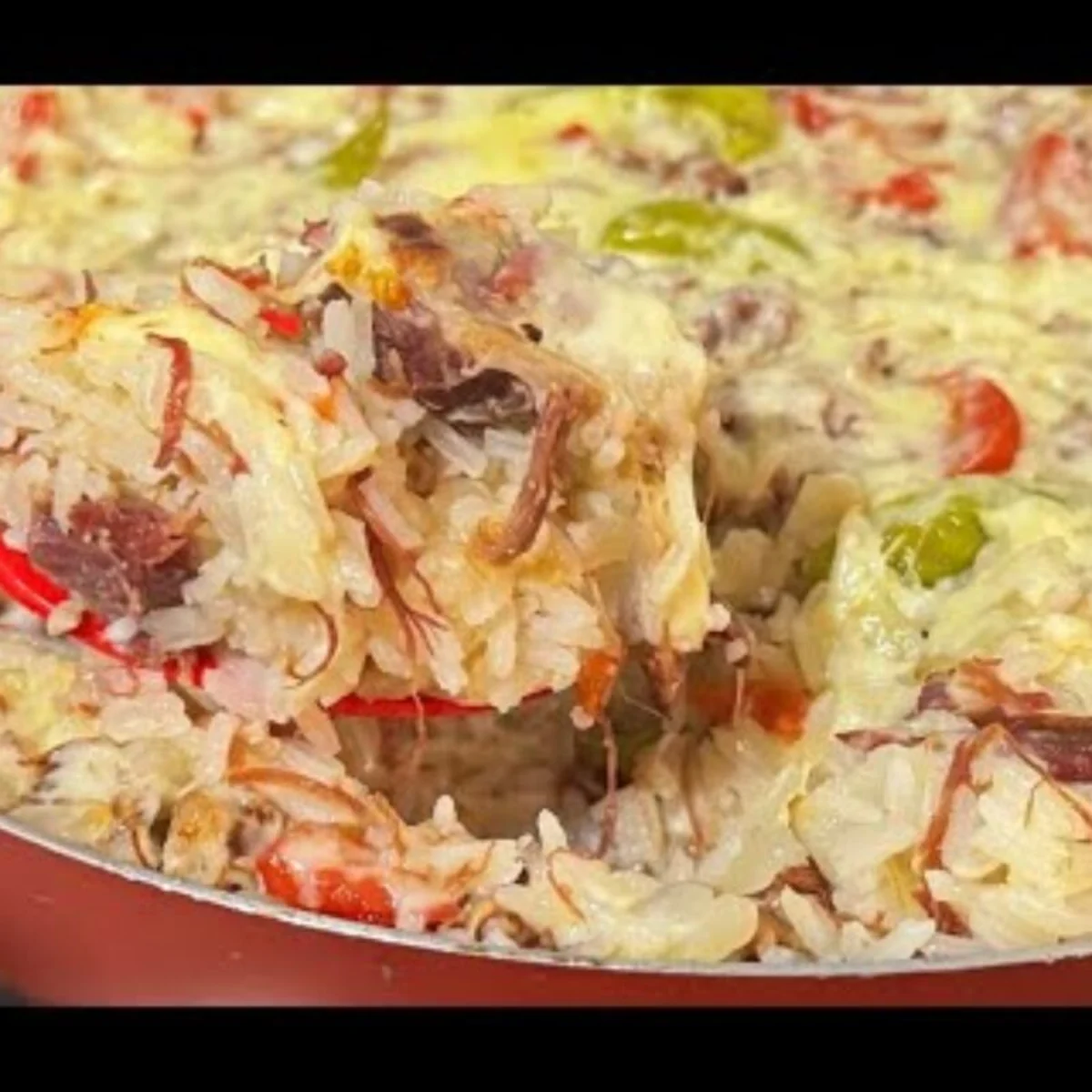 Arroz com carne seca bem temperado e saboroso
