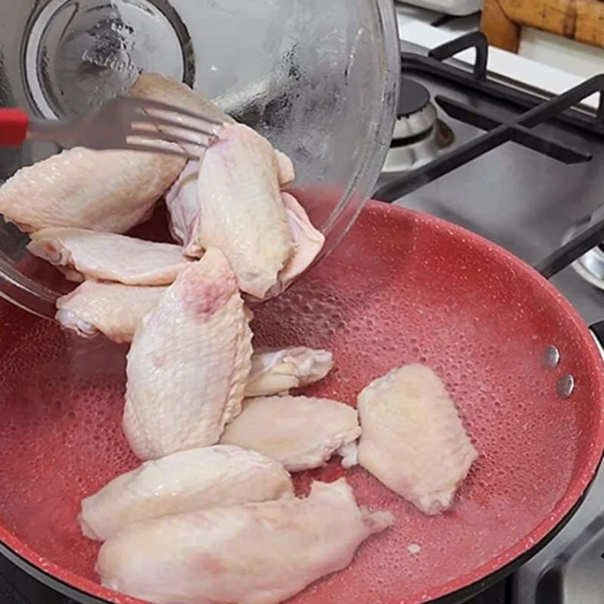 Frango com molho americano saboroso