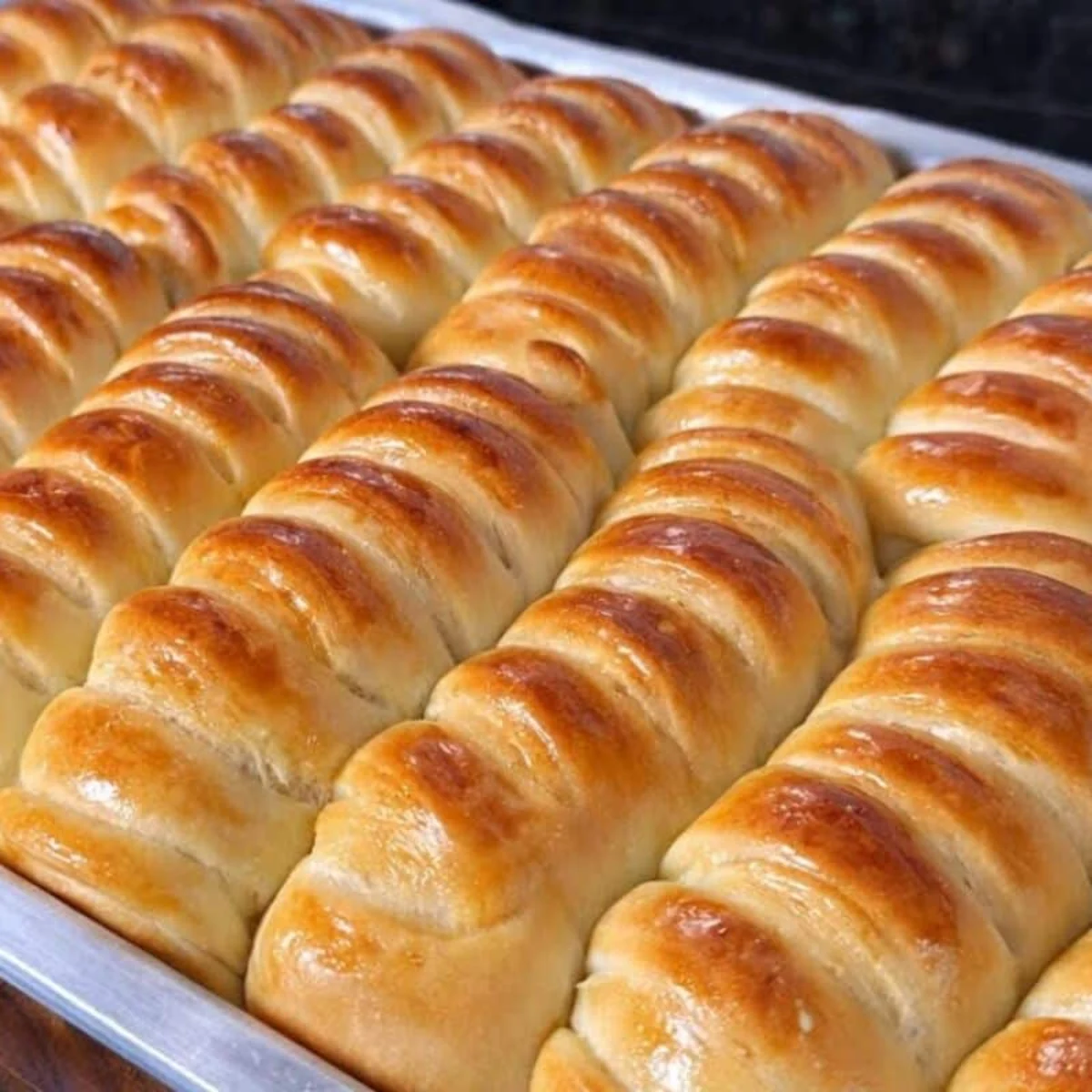 Pãozinho de creme de leite com a massa mais fácil e