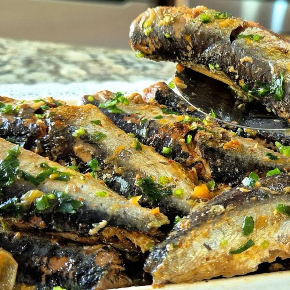 Receita de sardinha incrível com tempero especial no forno