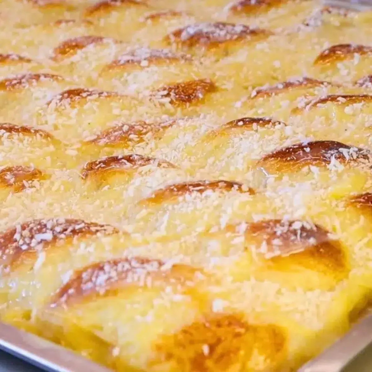 Rosquinha de coco com creme muito macia
