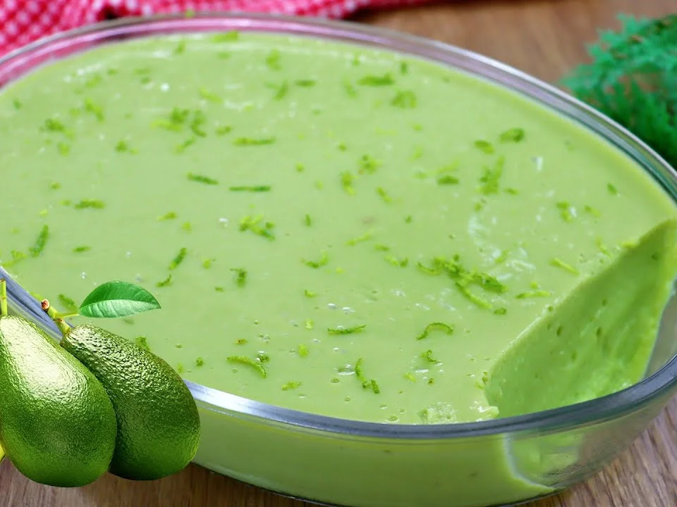 Mousse de abacate cremosa
