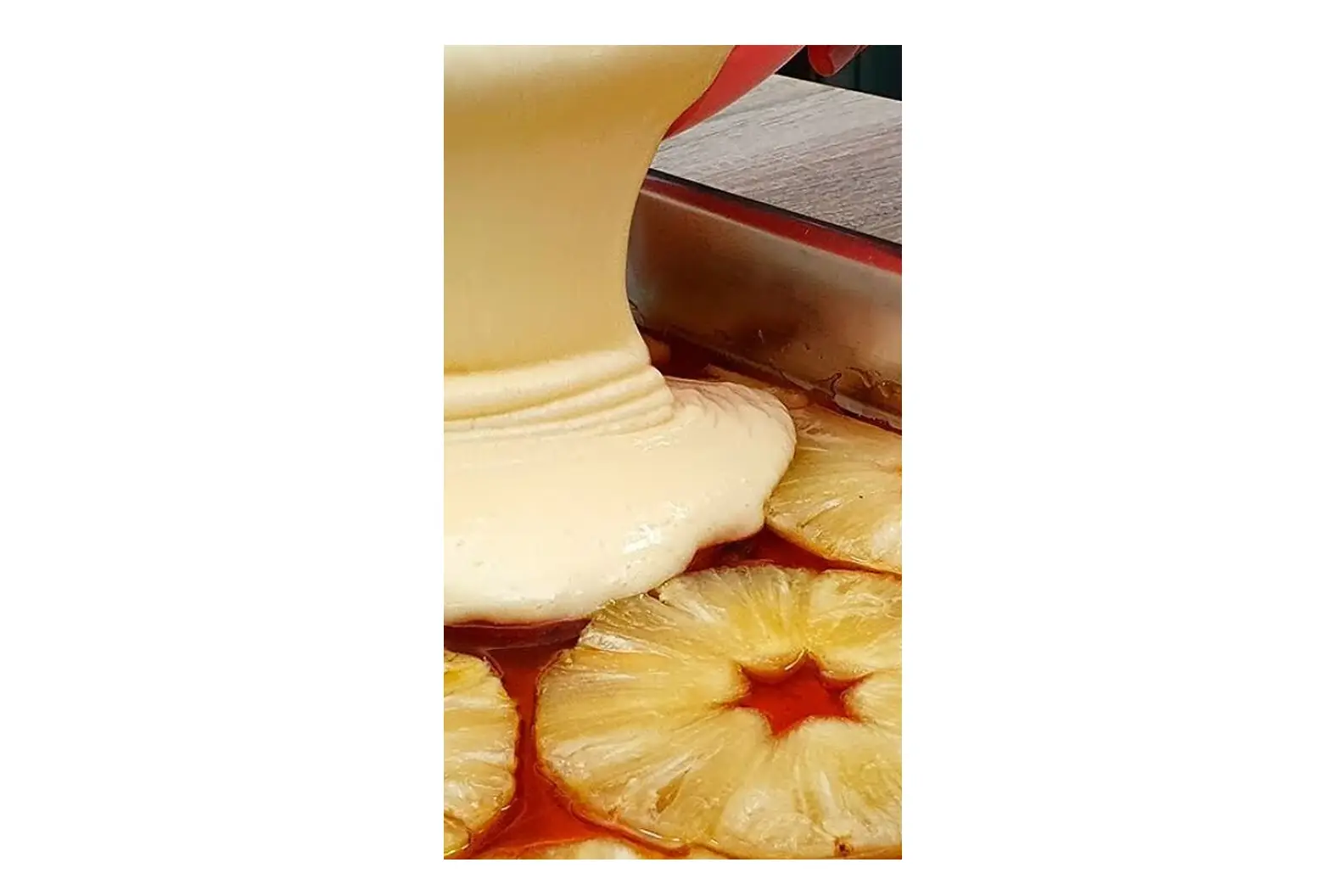 Bolo de Abacaxi Caramelado