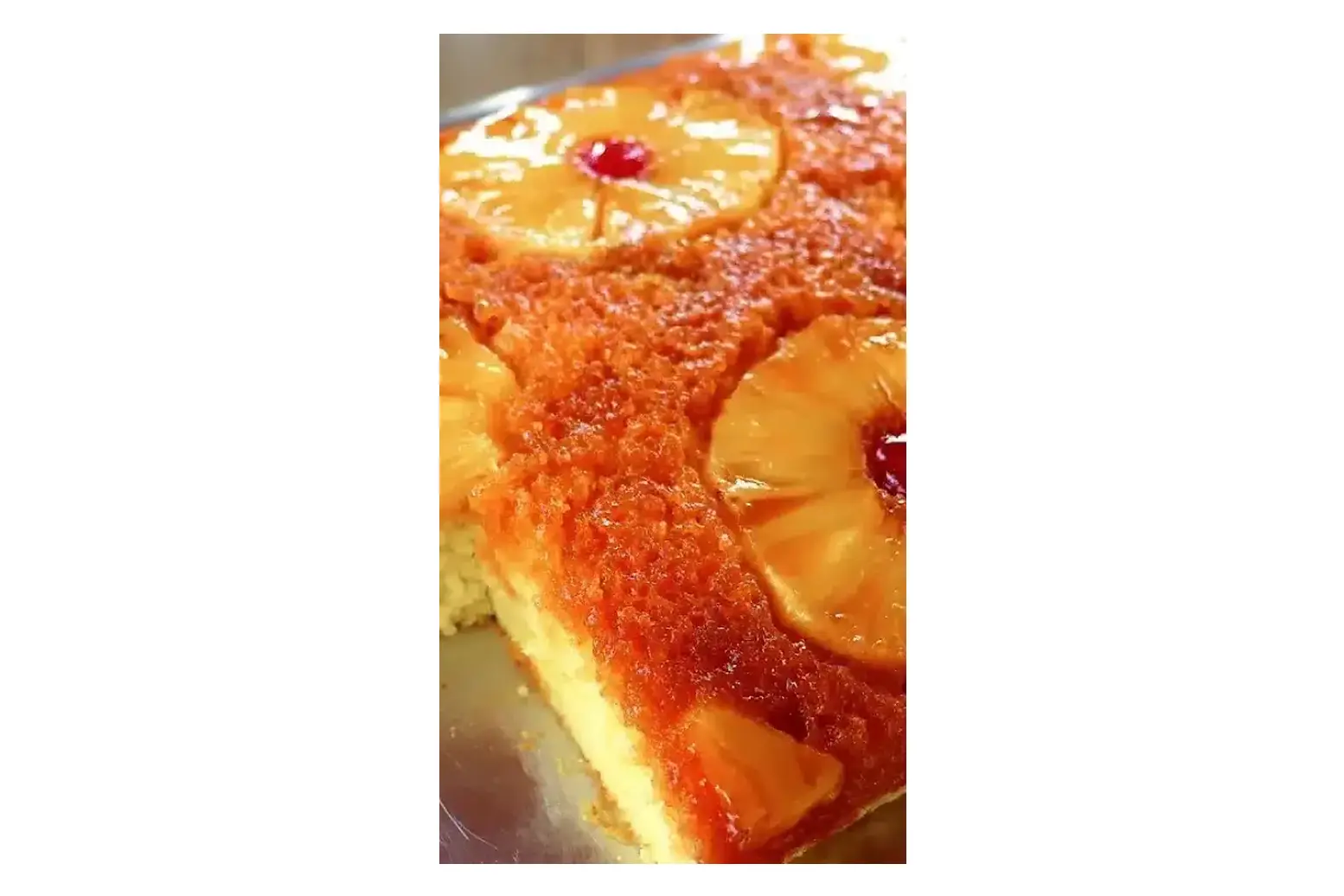 Bolo de Abacaxi Caramelizado