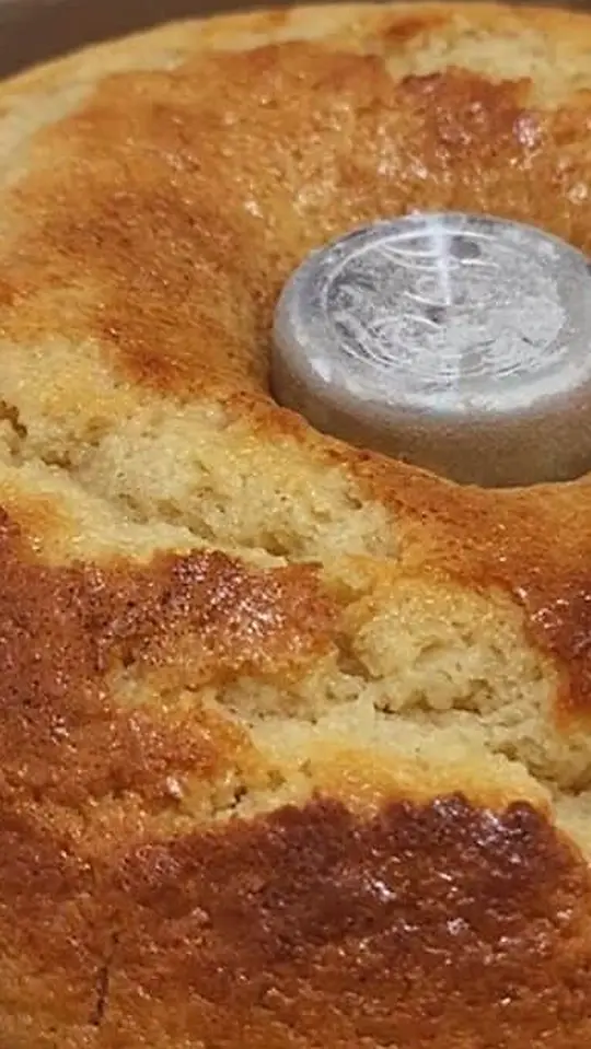 Bolo de Limão Fofinho com Cobertura Azedinha