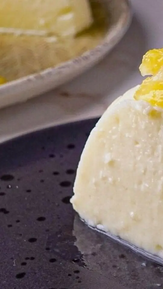 Manjar de Coco com Abacaxi