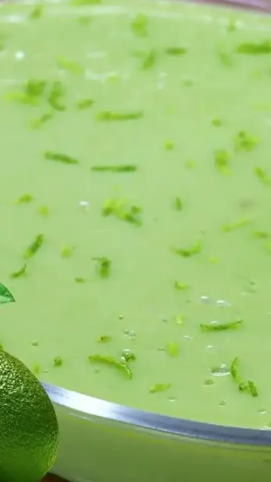 Mousse de abacate cremosa