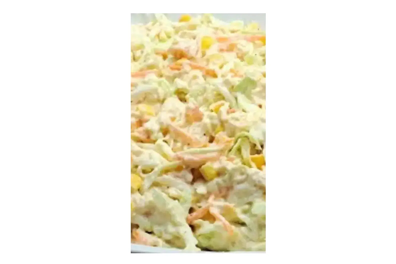 Salada de Repolho Cremoso com Frango Desfiado